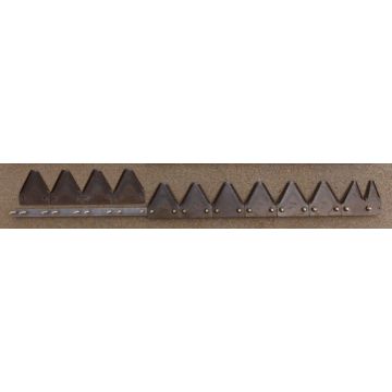 C-IH Balanced Head 9' fine 14/in serration riveted w/o knifehead